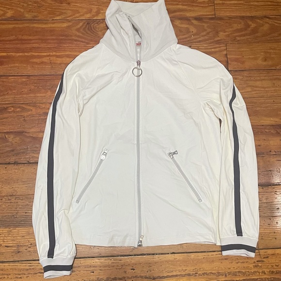 ᴘʀᴀᴅᴀ sᴡᴇᴀᴛᴇʀ ʜɪɢʜ ɴᴇᴄᴋ ꜰᴜʟʟ ᴢɪᴘ ᴍᴇɴs sᴍᴀʟʟ @B8